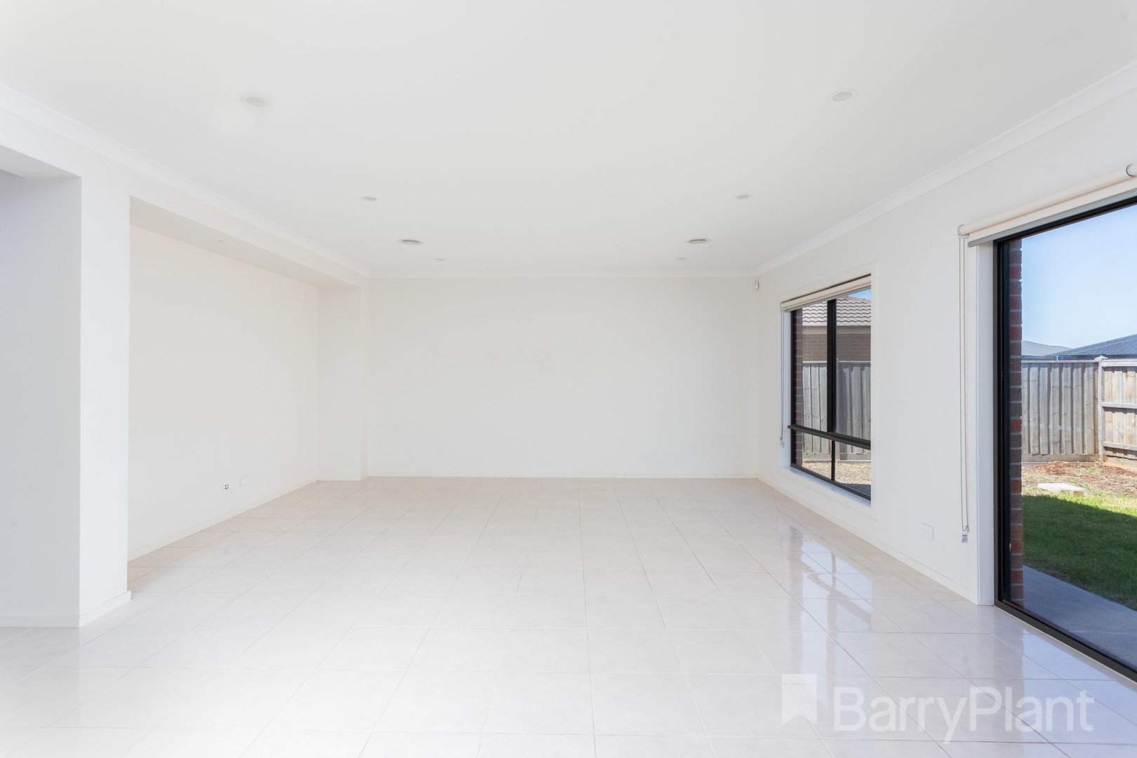 372 Saltwater Promenade, Point Cook, VIC 3030, Point Cook - Thumbnail 7