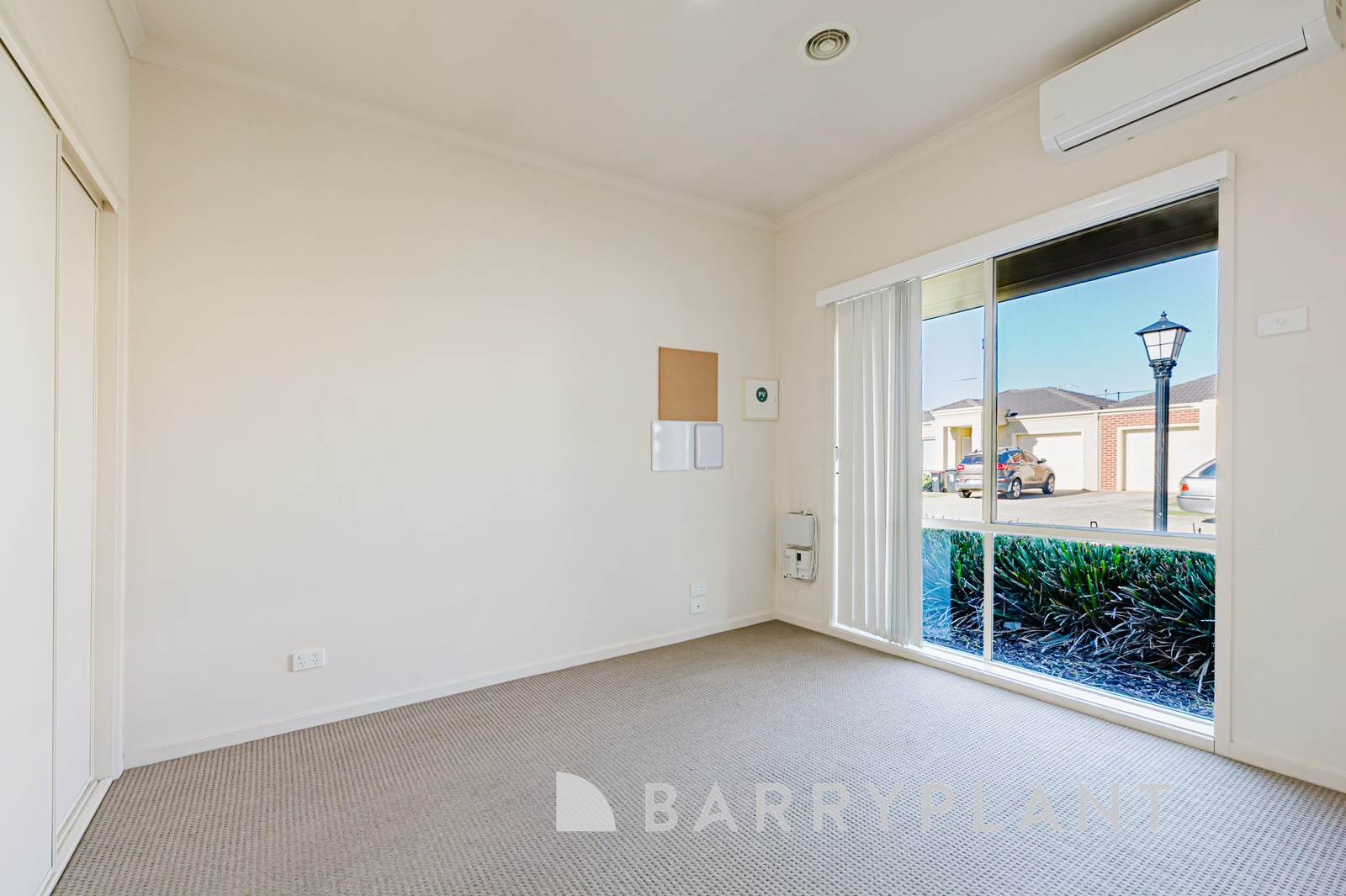 38/17 Crestmont Drive, Melton South, VIC 3338 - Thumbnail 2 - 13/05/2025