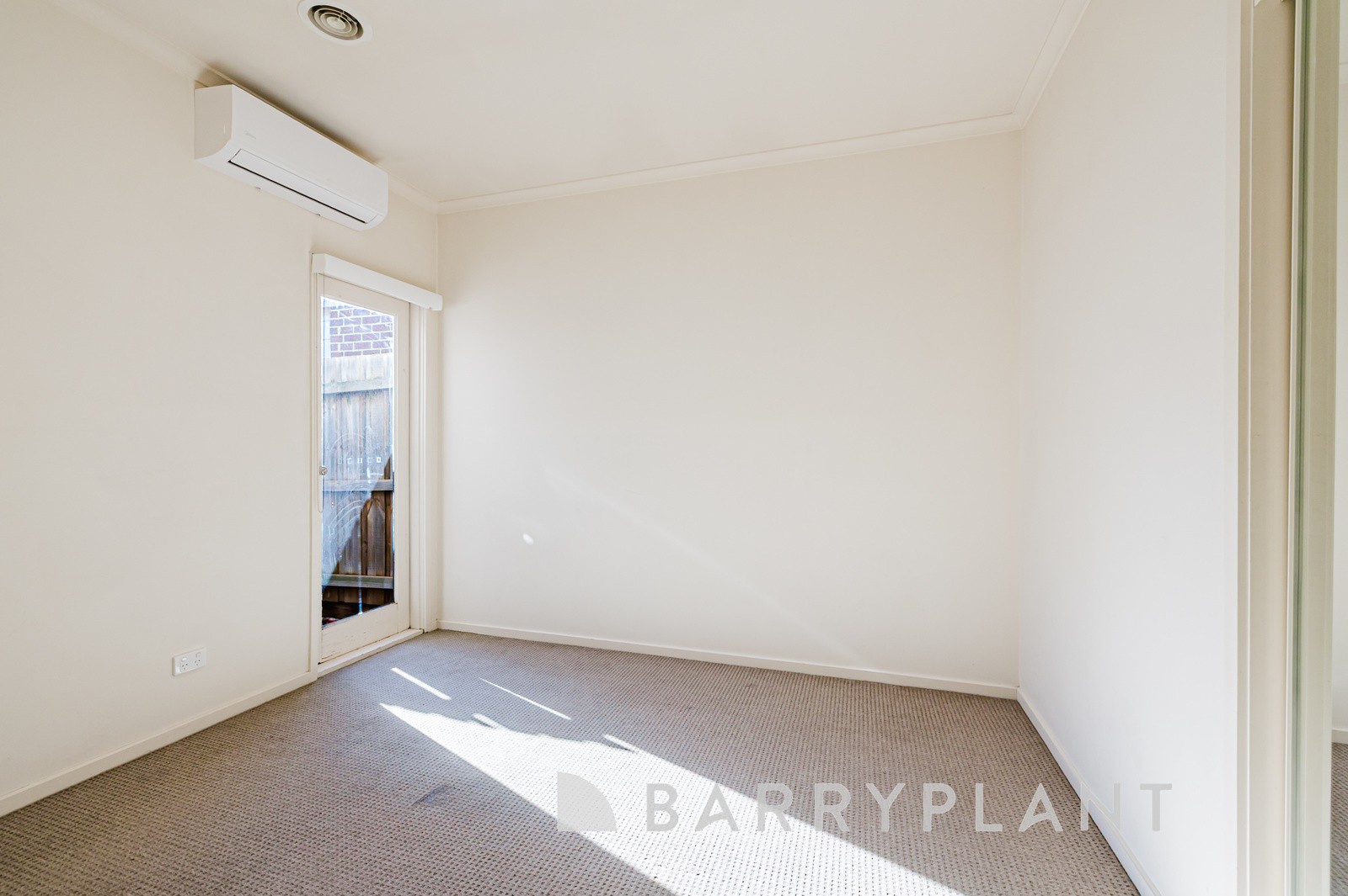 38/17 Crestmont Drive, Melton South, VIC 3338, Melton South - Thumbnail 3