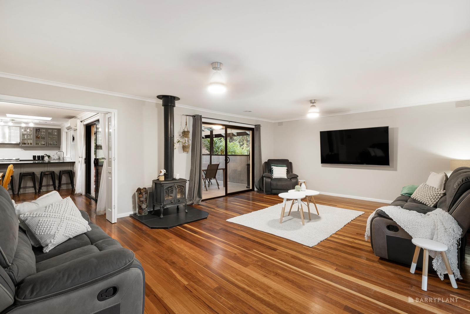 38 Acacia Road, Hurstbridge, VIC 3099, Hurstbridge - Thumbnail 2