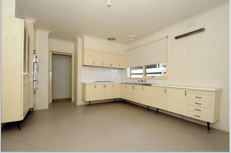 38 Banbury Street, Burwood East, VIC 3151 - Thumbnail 1 - 10/01/2024