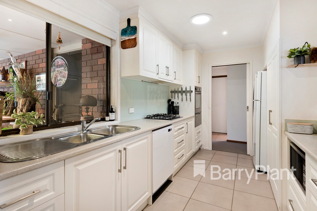 38 Besgrove Street, Rosebud, VIC 3939, Rosebud - Thumbnail 2