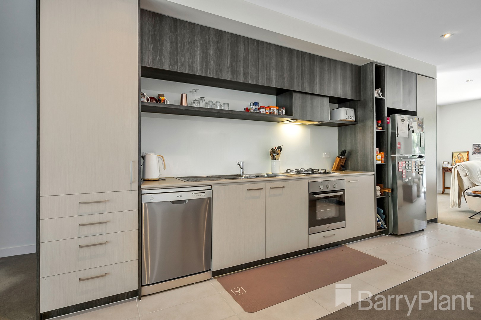 38 Chancellor Avenue, Bundoora, VIC 3083 - Thumbnail 2 - 09/02/2022