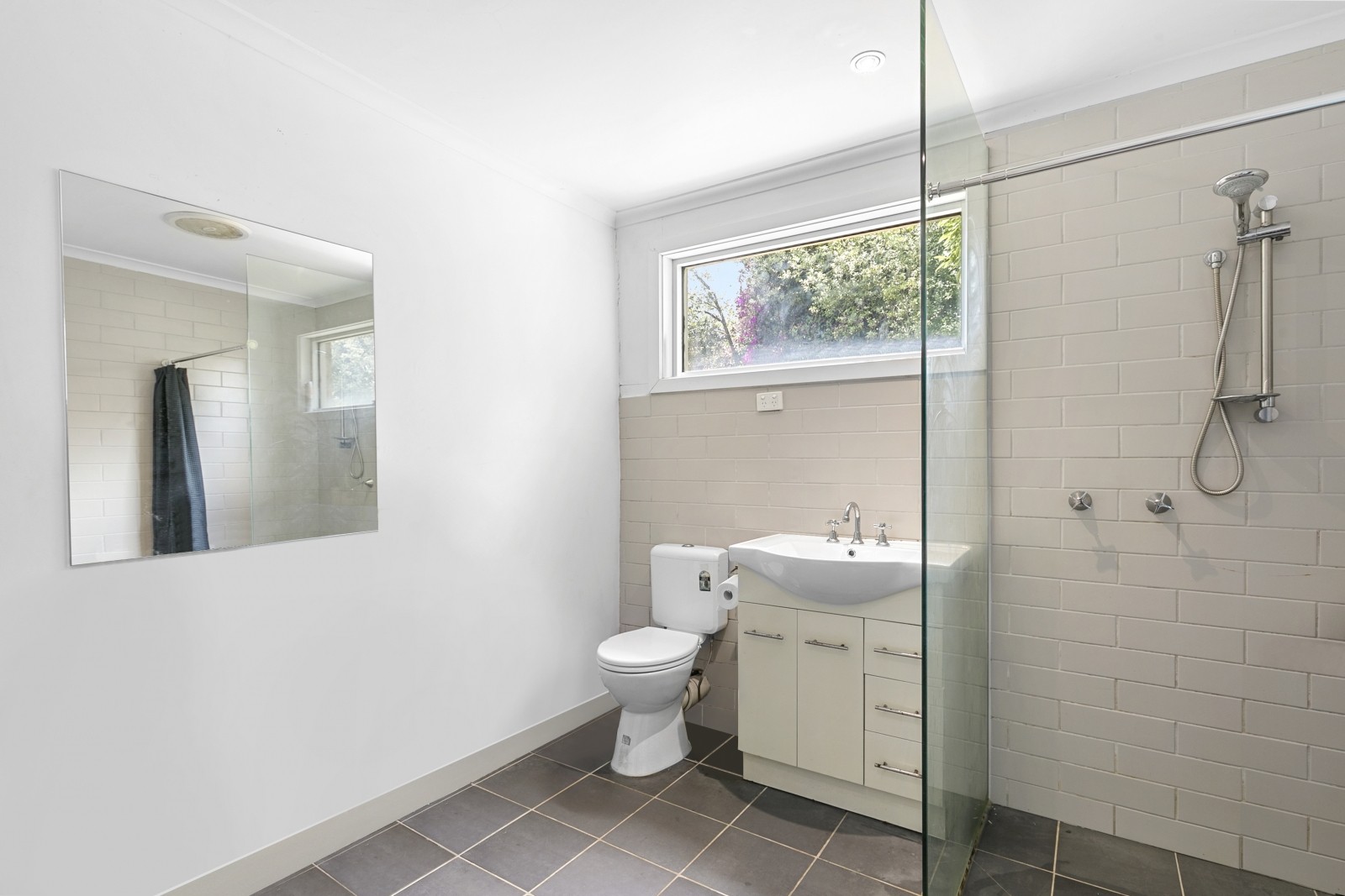 38 Charles Avenue, Springvale, VIC 3171, Springvale - Thumbnail 3