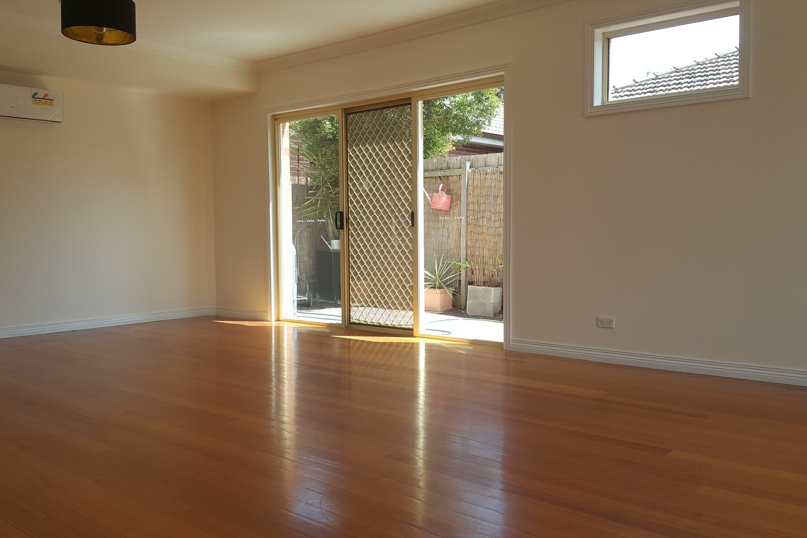 38 Clifton Grove, Coburg, VIC 3058 - Thumbnail 2 - 25/11/2021