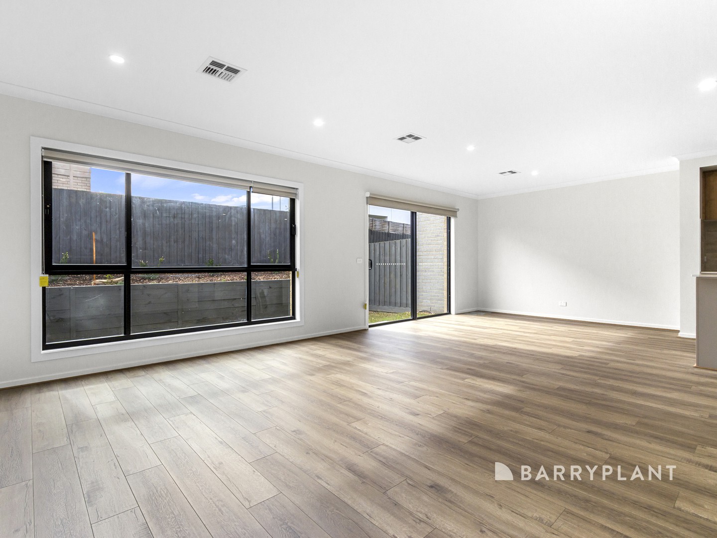 38 Crestdale Road, Wantirna, VIC 3152 - Thumbnail 1 - 03/08/2026