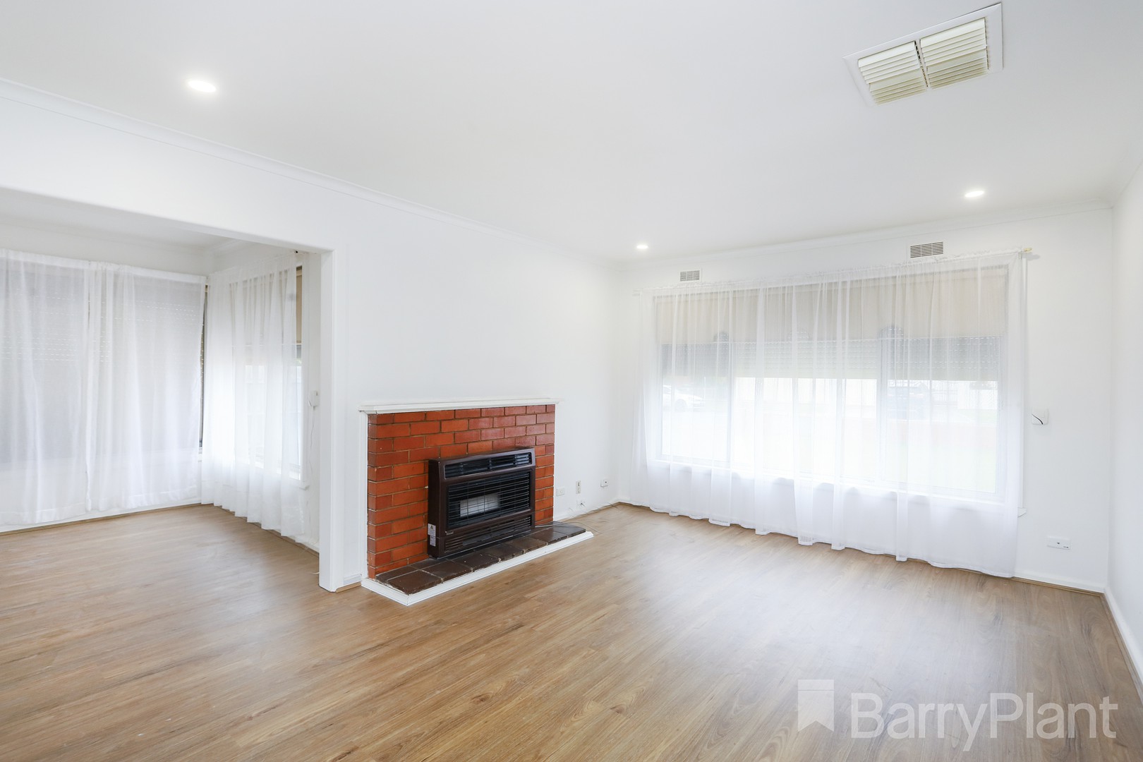 38 Cumberland Street, Sunshine North, VIC 3020, Sunshine North - Thumbnail 3