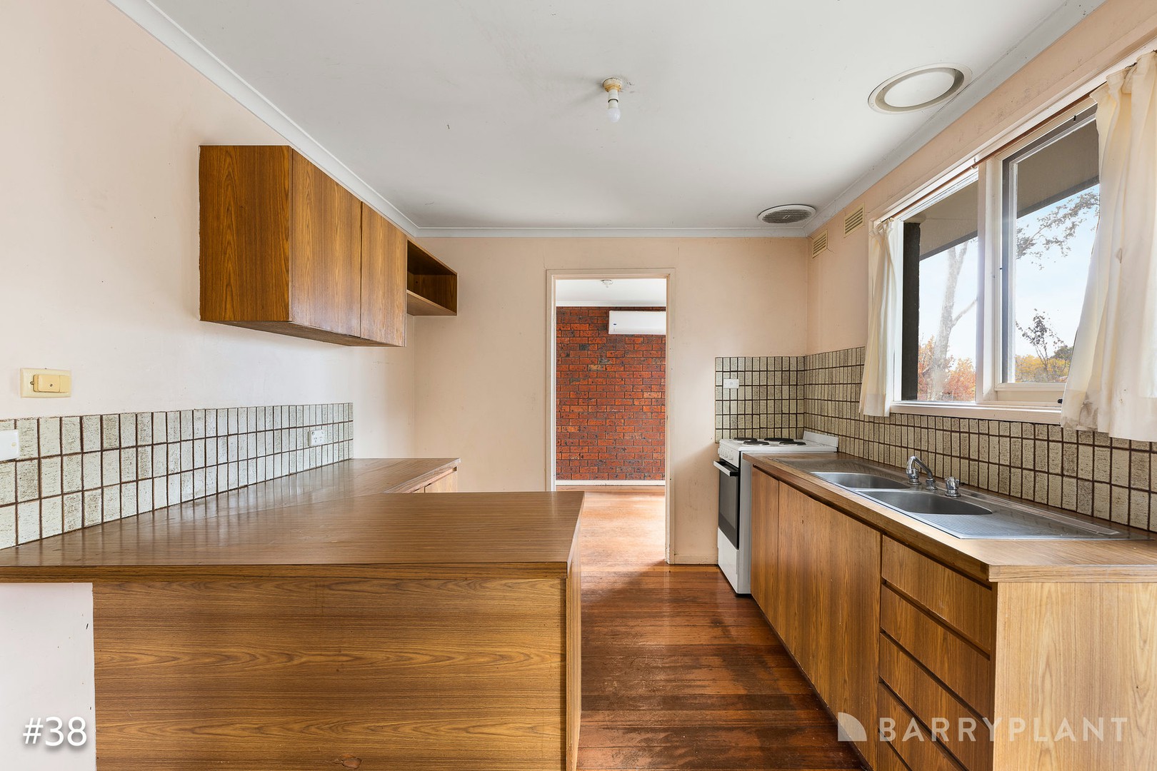 38 Forest Street, Yarra Glen, VIC 3775, Yarra Glen - Thumbnail 2