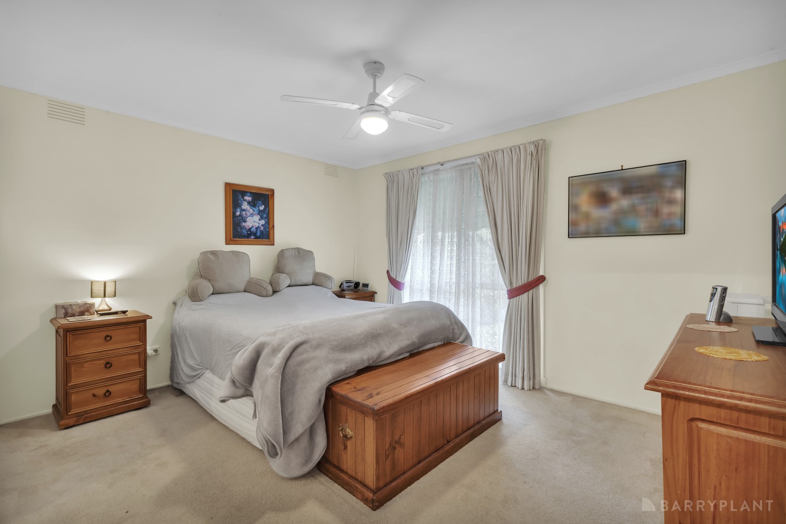38 Girvan Circuit, Endeavour Hills, VIC 3802, Endeavour Hills - Thumbnail 5