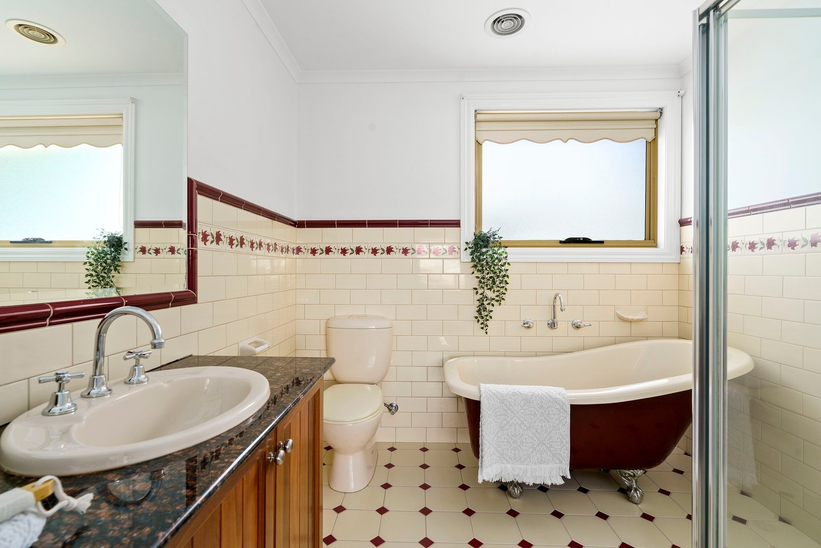 38 Grandview Road, Niddrie, VIC 3042, Niddrie - Thumbnail 7