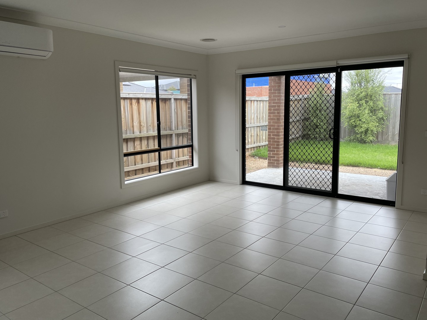 38 Grassbird  Drive, Point Cook, VIC 3030, Point Cook - Thumbnail 5