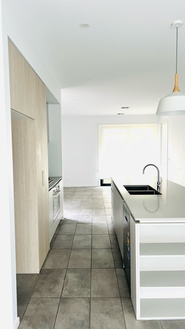38 Gratz Street, St Albans, VIC 3021, St Albans - Thumbnail 3