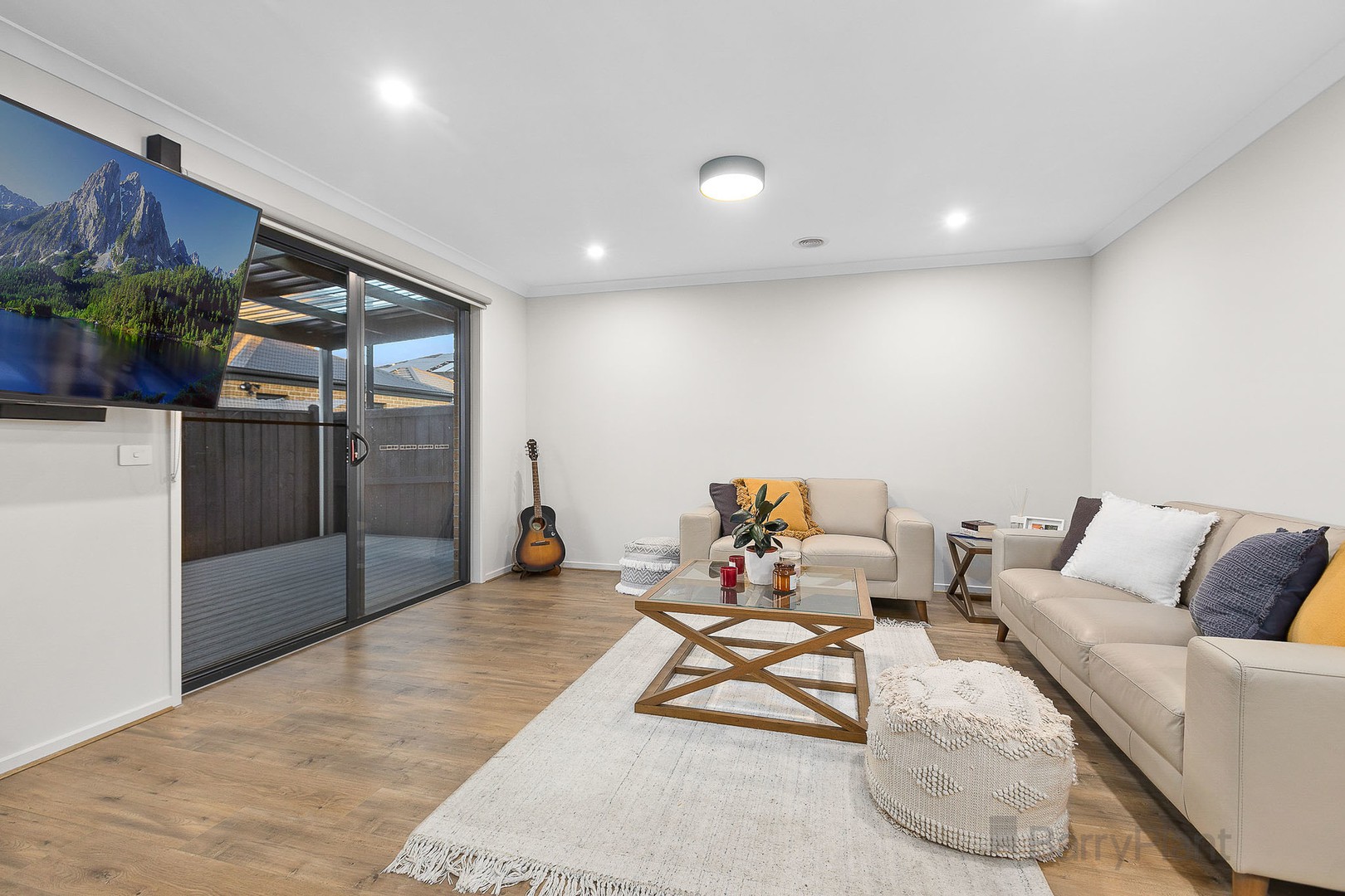 38 Gulliver Drive, Officer, VIC 3809, Officer - Thumbnail 6