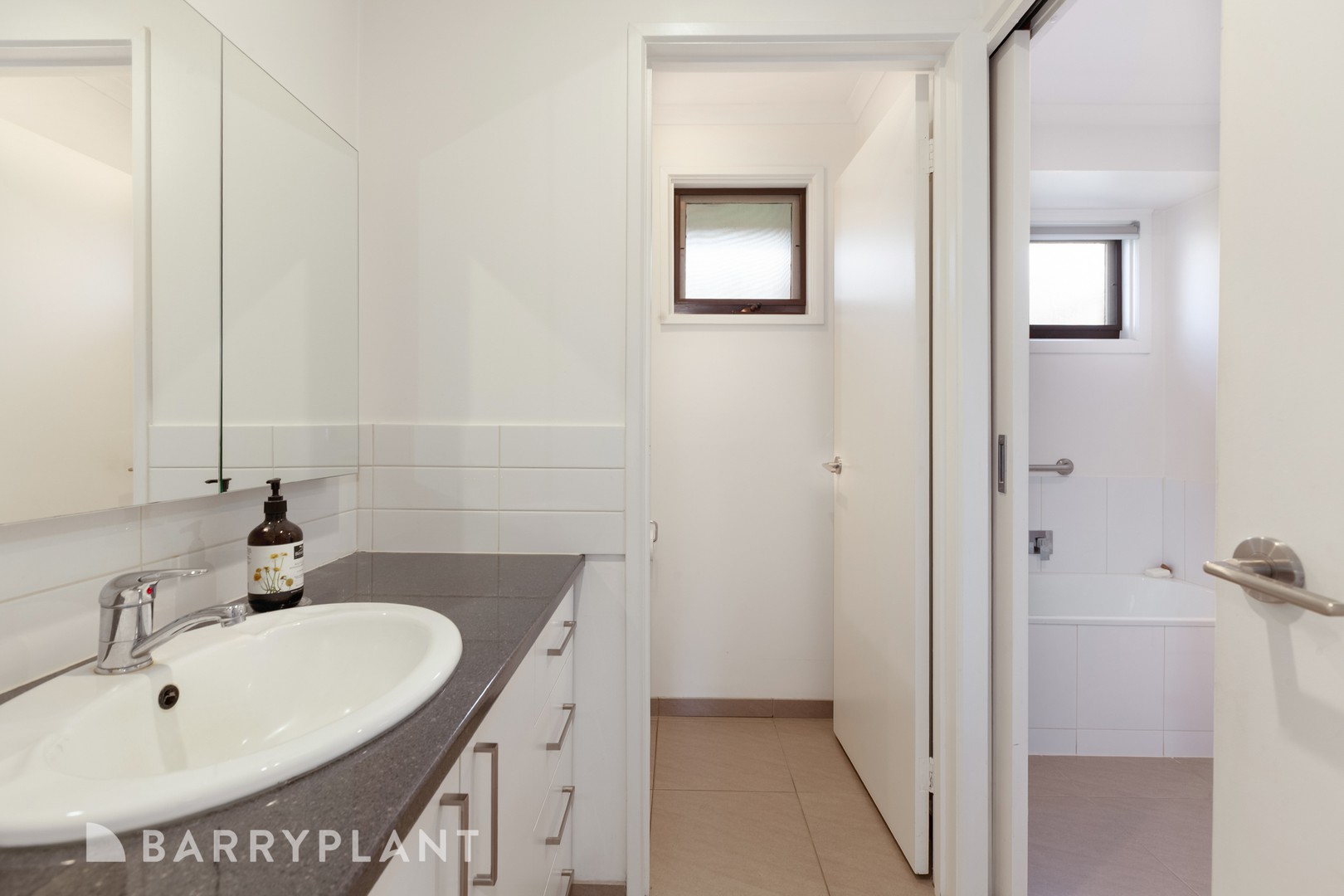 38 Hamilton Street, Kilmore, VIC 3764, Kilmore - Thumbnail 3