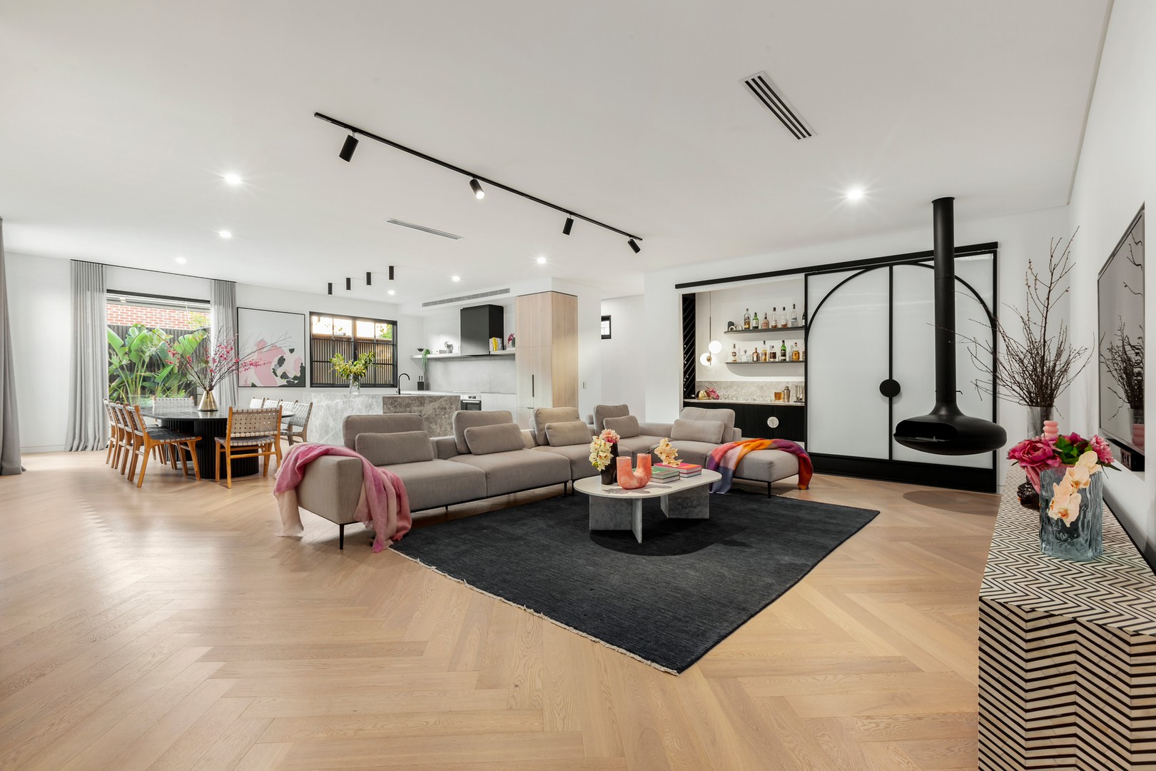 29 Ferndale Road, UPPER FERNTREE GULLY, Upper Ferntree Gully - Thumbnail 4