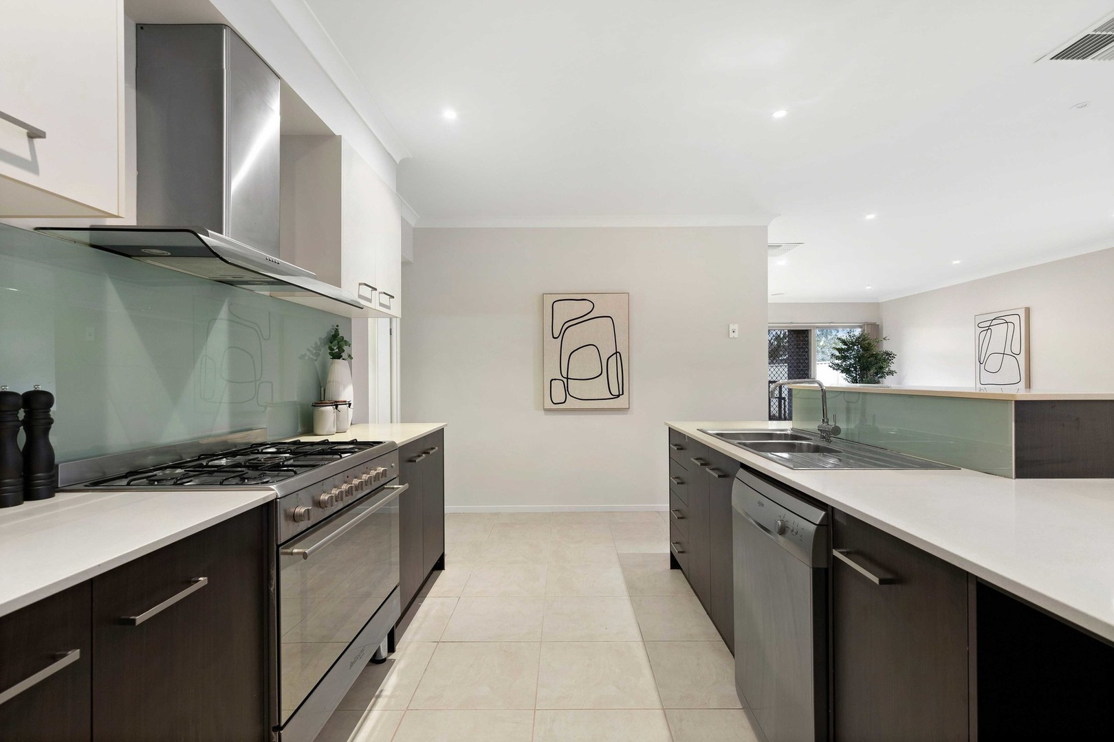 38 Jamieson Terrace, Taylors Hill, VIC 3037, Taylors Hill - Thumbnail 7