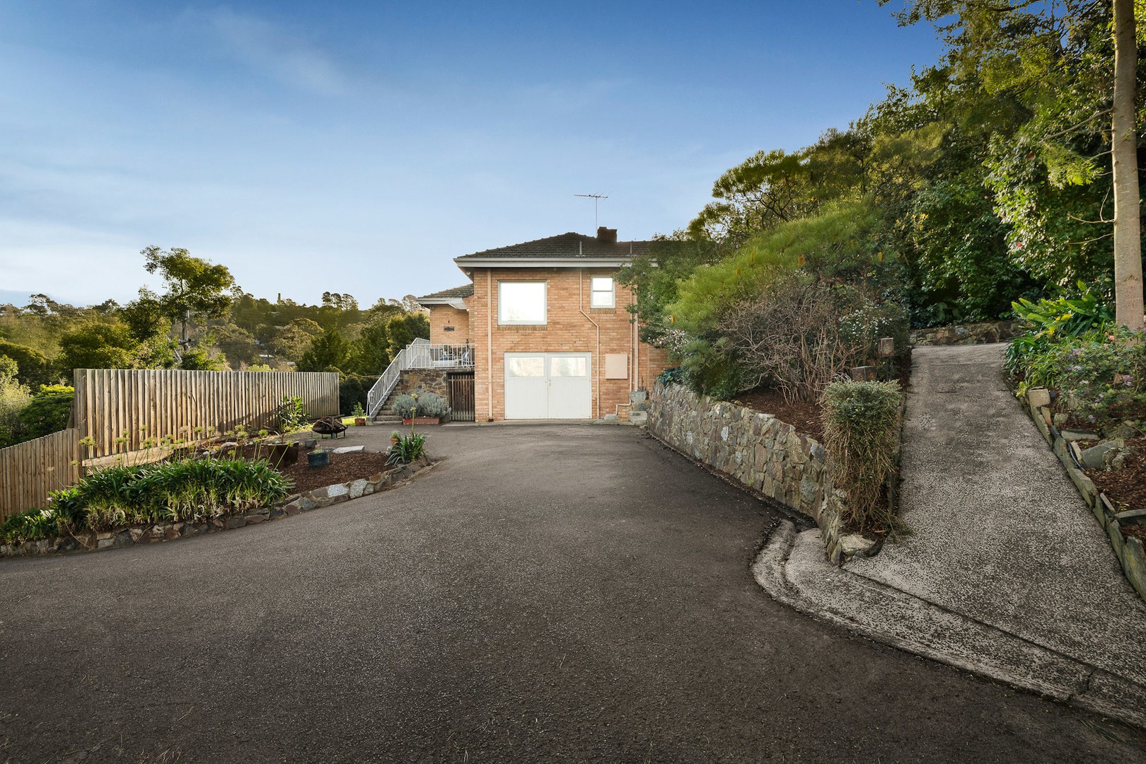 38 Kent Avenue, Croydon, VIC 3136 - Thumbnail 2 - 17/09/2026