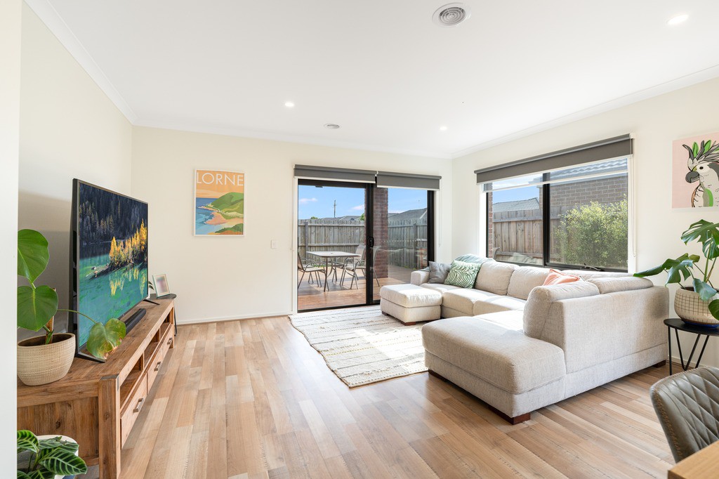 38 Killarney Avenue, Grovedale, VIC 3216 - Thumbnail 2 - 01/12/2021