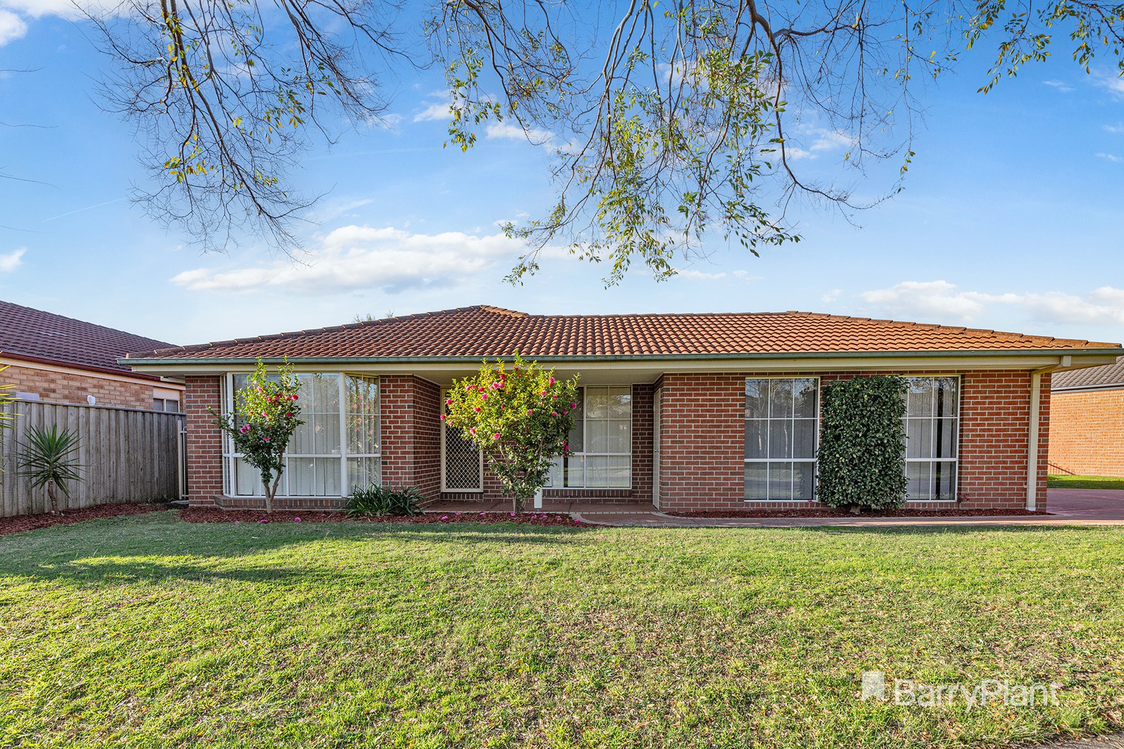 38 Marlesford Crescent, Berwick, VIC 3806, Berwick - Thumbnail 2