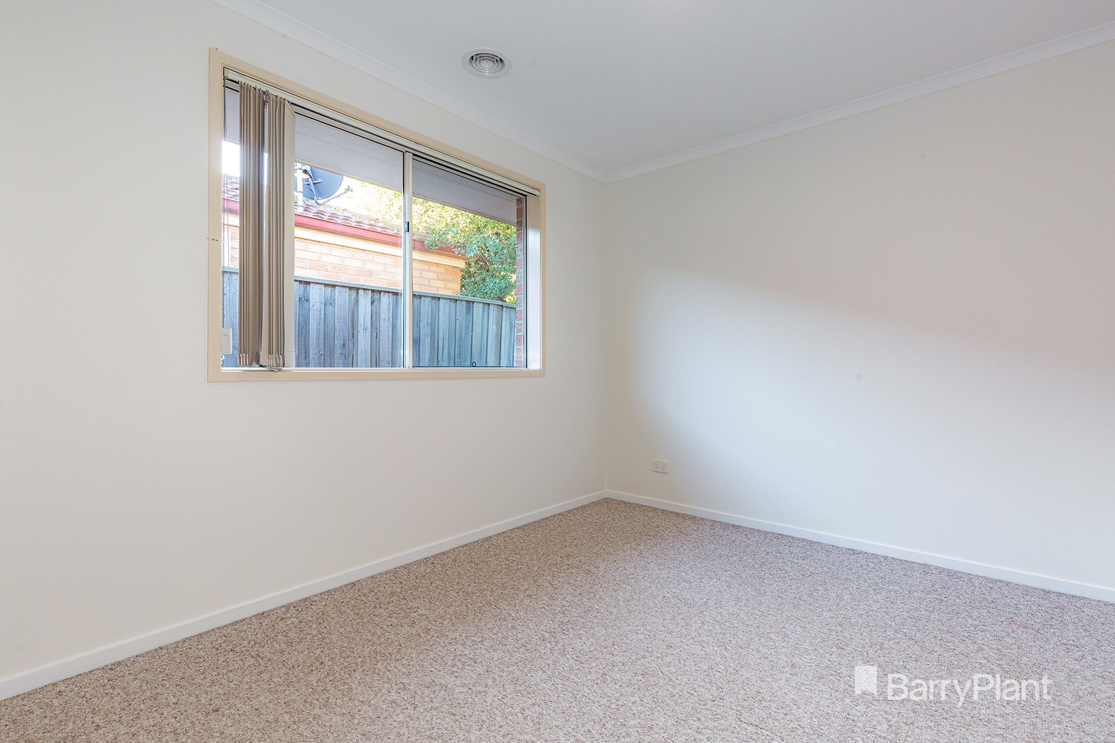 38 Marlesford Crescent, Berwick, VIC 3806, Berwick - Thumbnail 7