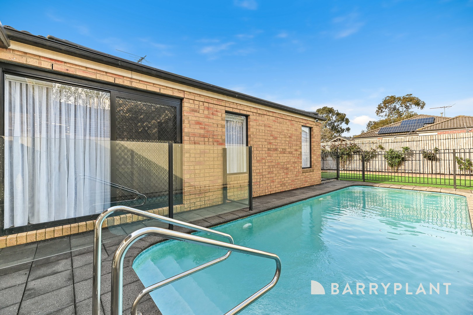 38 Marsh Grove, Berwick, VIC 3806, Berwick - Thumbnail 2