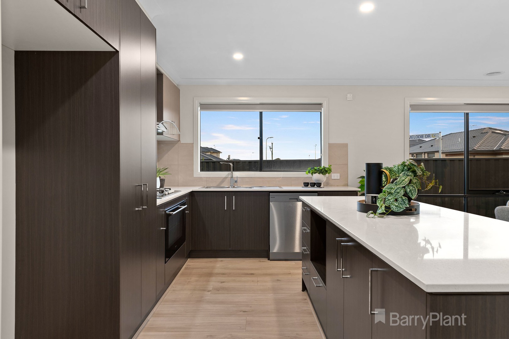 38 Melodie Drive, Officer, VIC 3809, Officer - Thumbnail 3