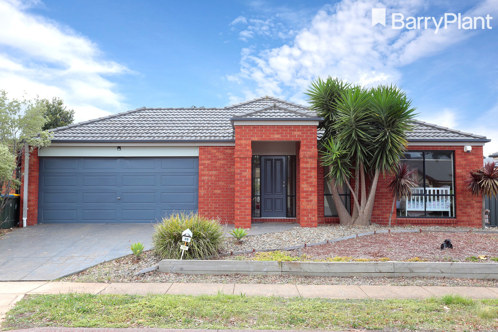 38 Miles Franklin Boulevard, Point Cook, VIC 3030, Point Cook - Thumbnail 2