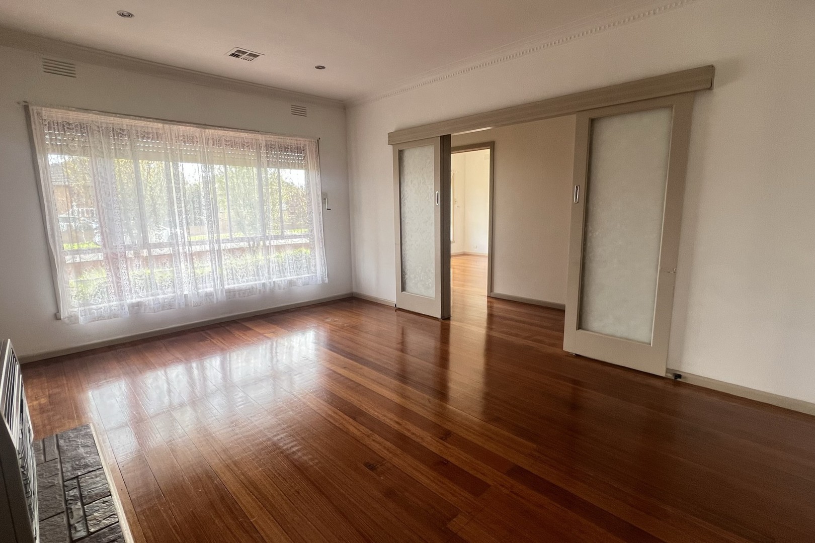 38 Mount View Road, Thomastown, VIC 3074, Thomastown - Thumbnail 6