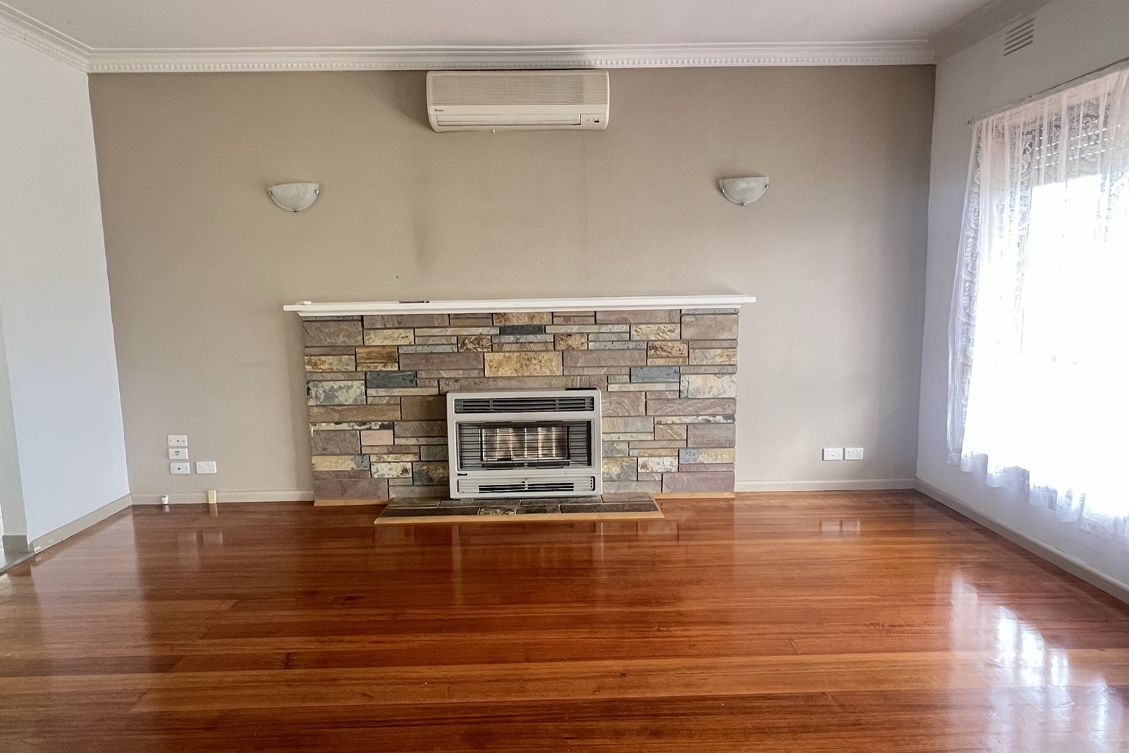 38 Mount View Road, Thomastown, VIC 3074, Thomastown - Thumbnail 7