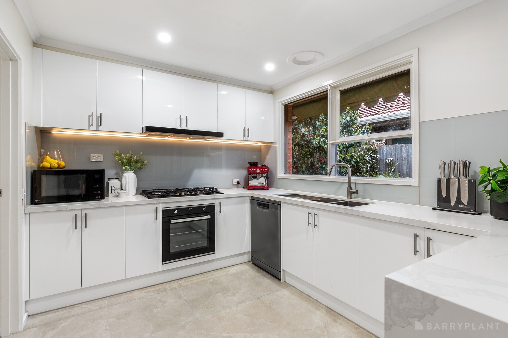 38 Narellan Drive, Keysborough, VIC 3173, Keysborough - Thumbnail 3