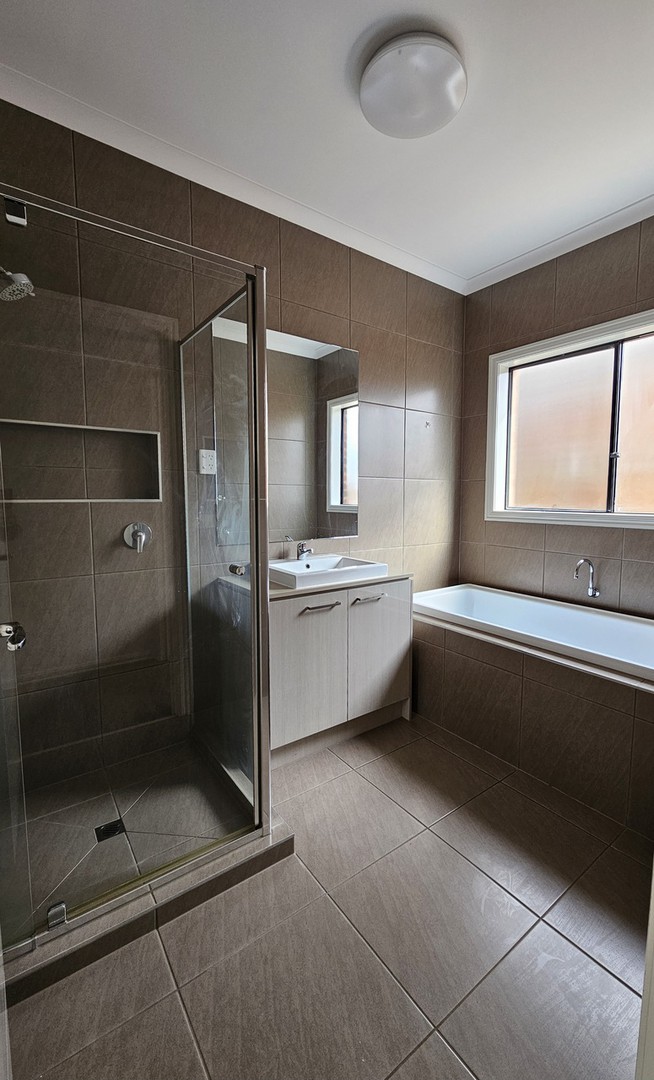 38 Newforest Drive, Aintree, VIC 3336, Aintree - Thumbnail 6