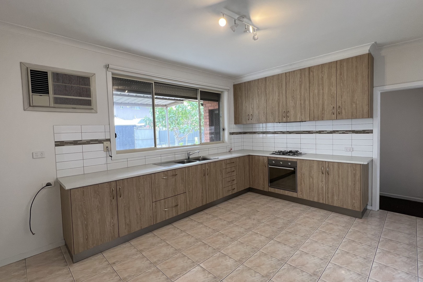 38 Pender Street, Preston, VIC 3072, Preston - Thumbnail 6