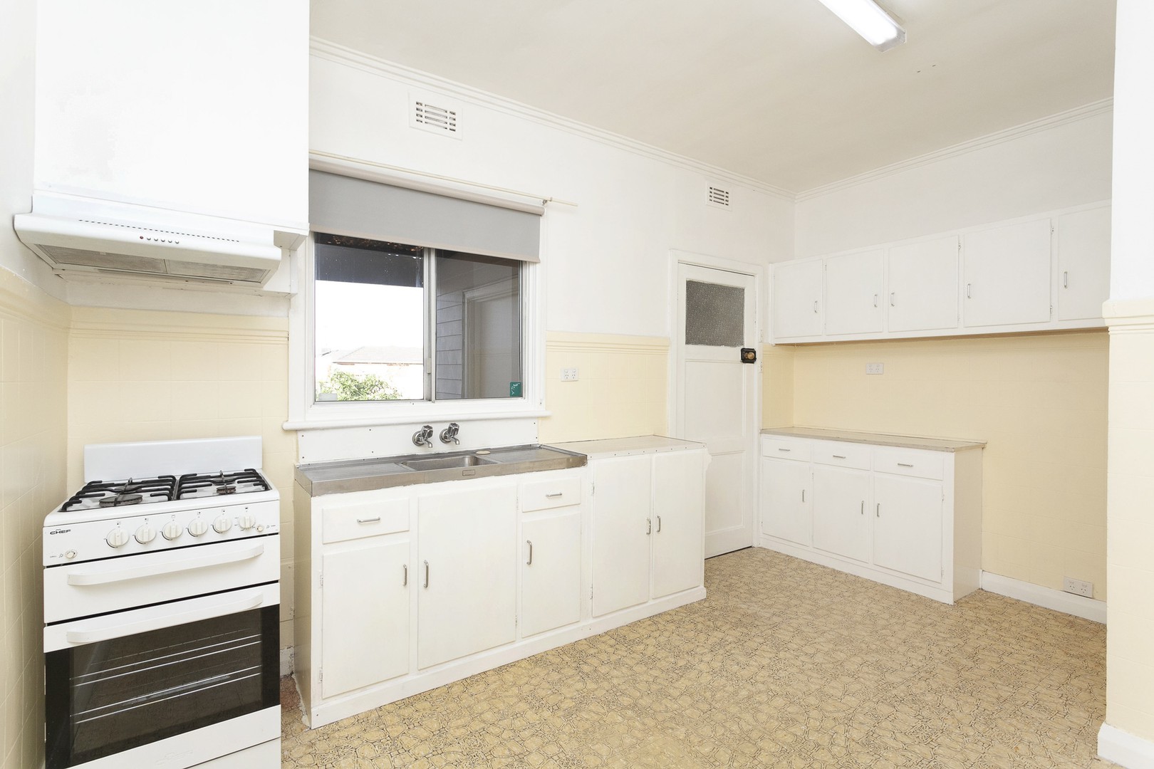 38 Perth Avenue, Albion, VIC 3020, Albion - Thumbnail 2