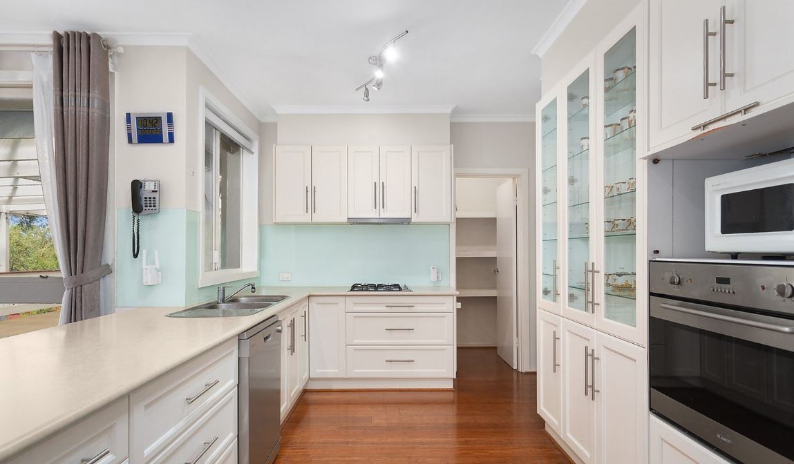 38 Reichelt Avenue, Montmorency, VIC 3094, Montmorency - Thumbnail 2