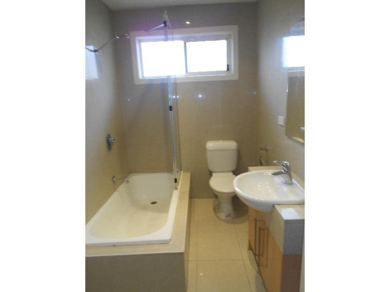 38 Ridgeway Avenue, Glenroy, VIC 3046, Glenroy - Thumbnail 6