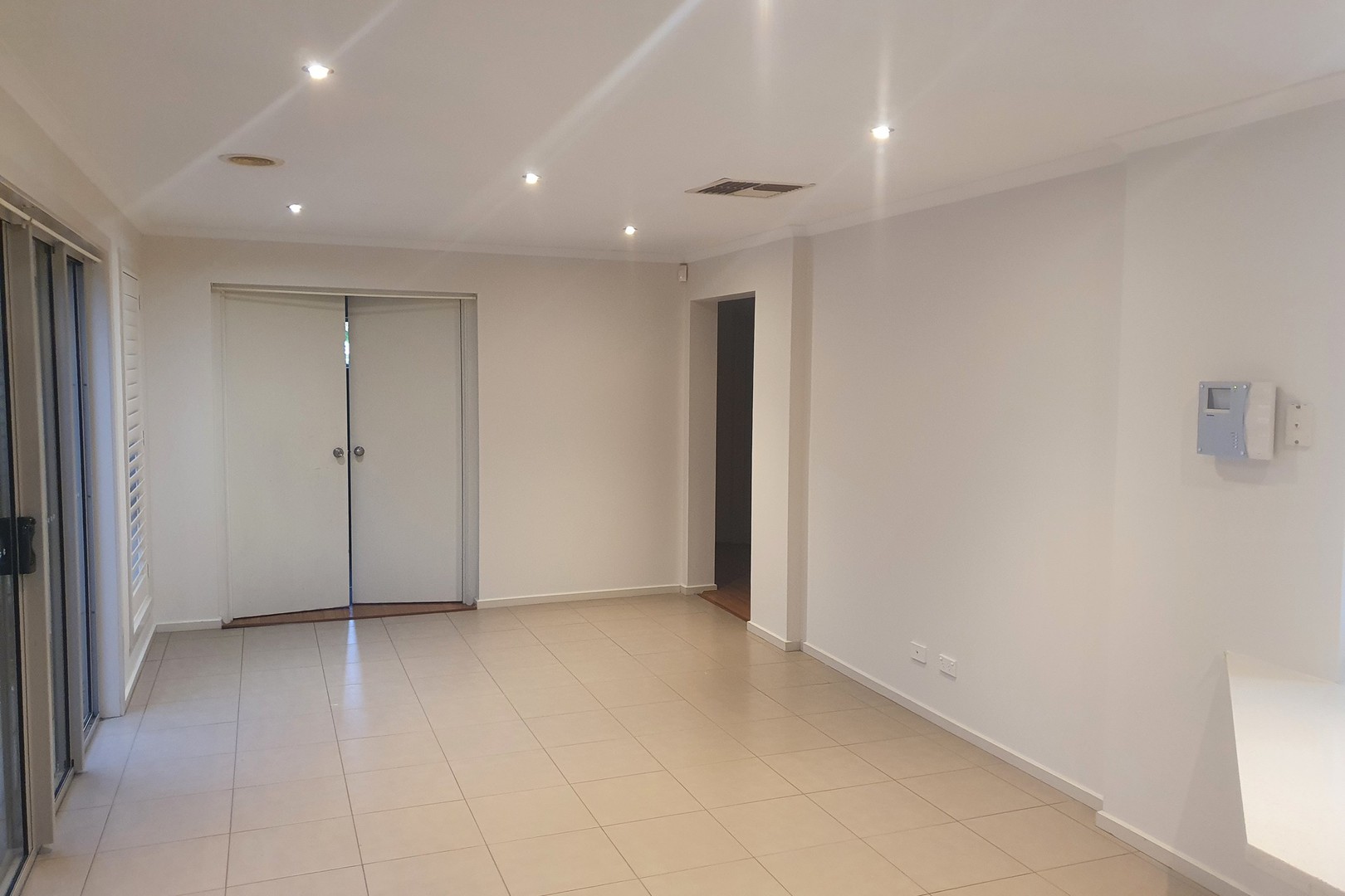 38 Shields Street, Epping, VIC 3076, Epping - Thumbnail 3