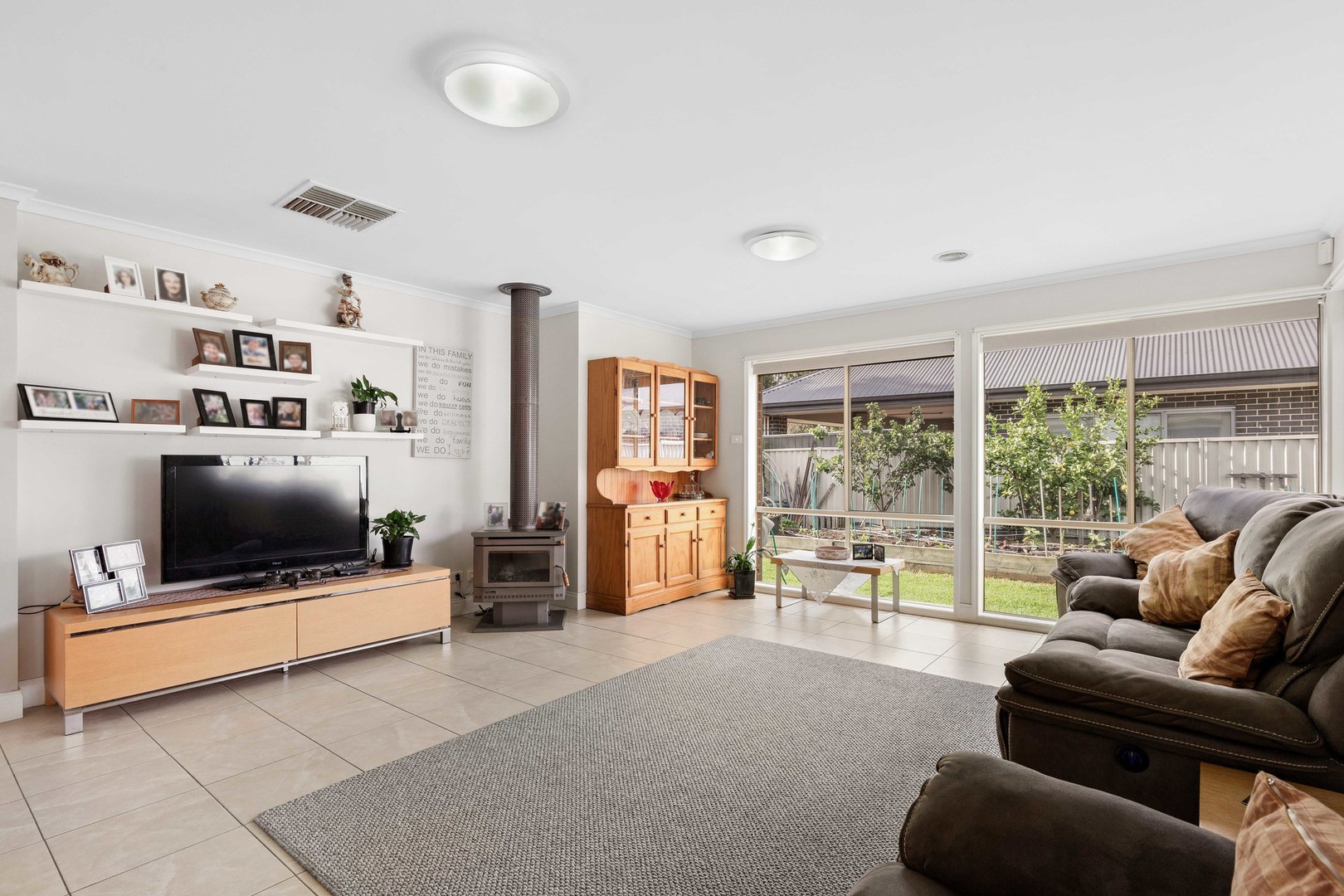 38 The Parkway, Caroline Springs, VIC 3023, Caroline Springs - Thumbnail 8