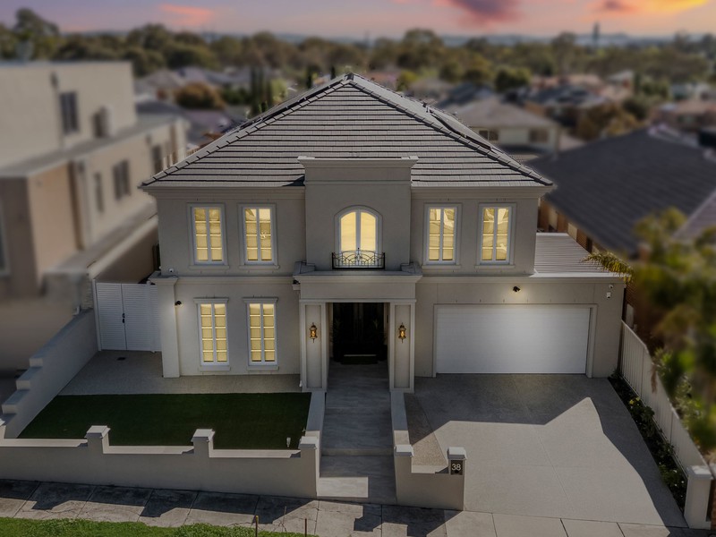 38 University Drive, Mill Park, VIC 3082 - Image - 06/11/2025