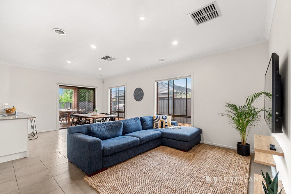 38 Waterwheel Grove, Mernda, VIC 3754 - Thumbnail 2 - 05/05/2025