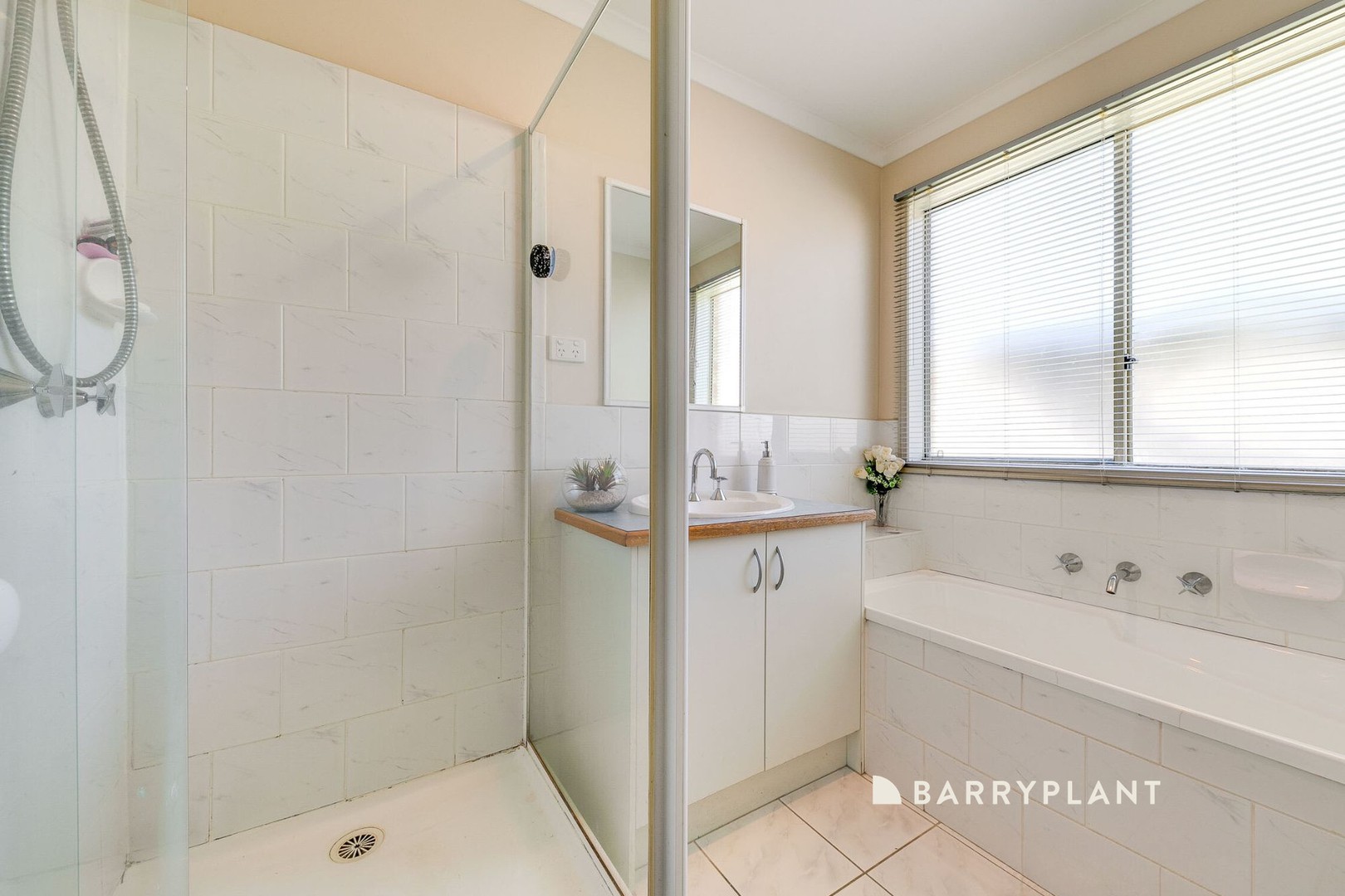 38 Wesley Drive, Narre Warren, VIC 3805, Narre Warren - Thumbnail 8
