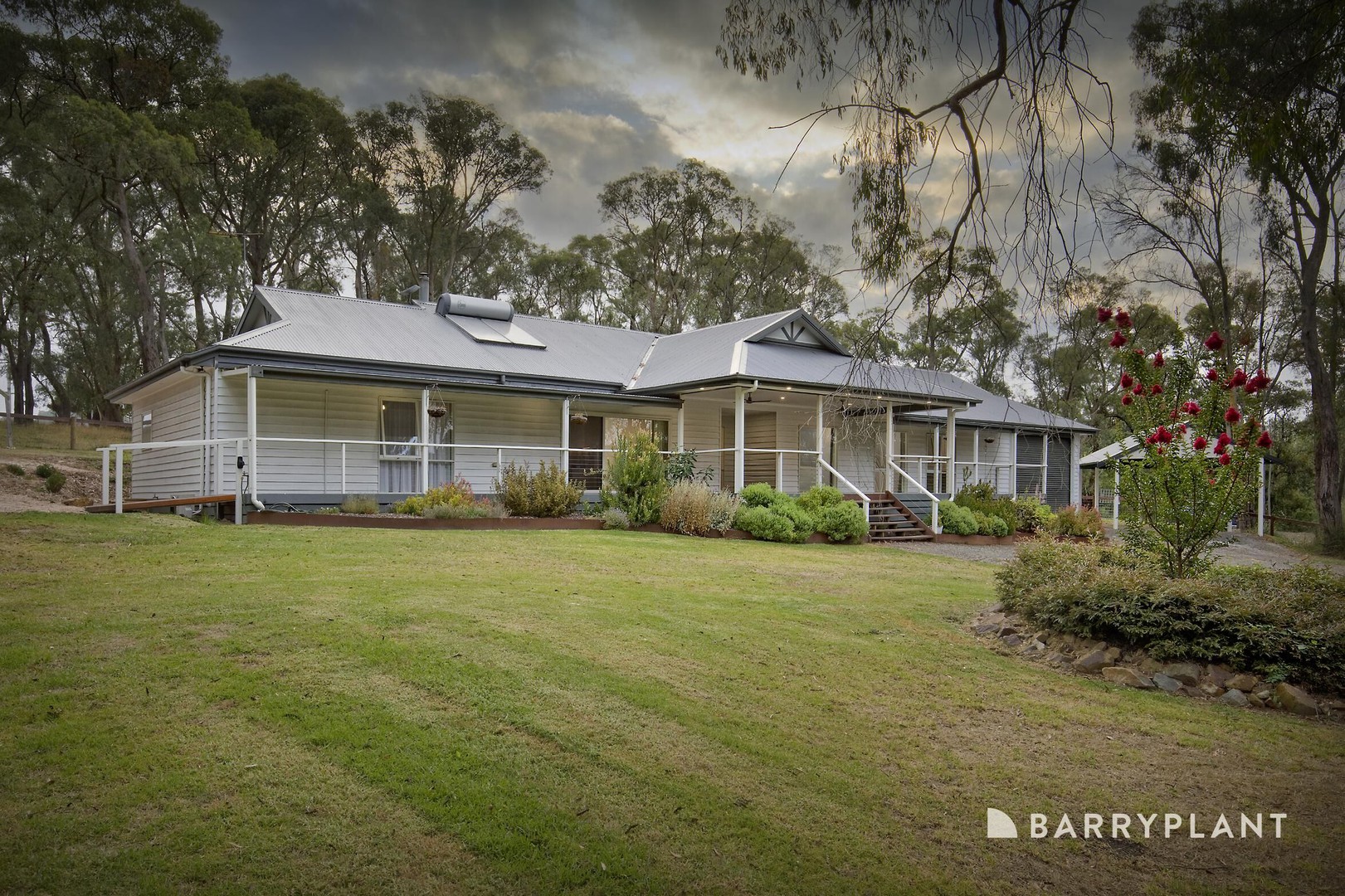 380 Woori Yallock Road, Cockatoo, VIC 3781