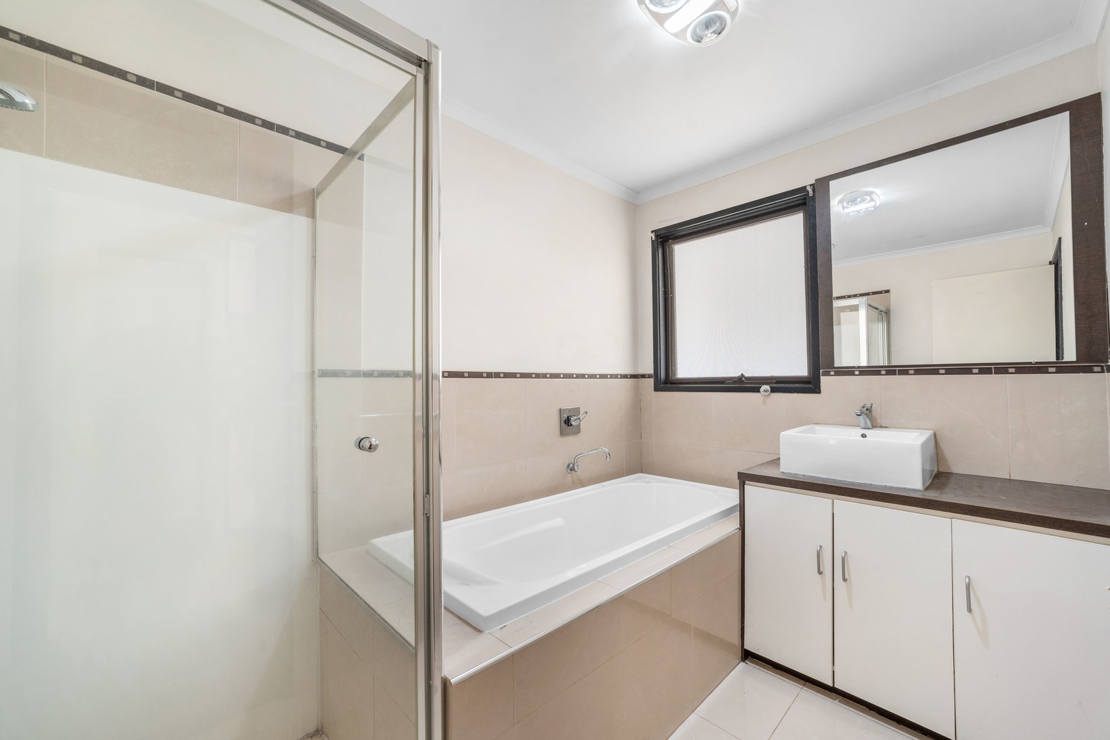 387 Sayers Road, Hoppers Crossing, VIC 3029 - Thumbnail 2 - 03/03/2026