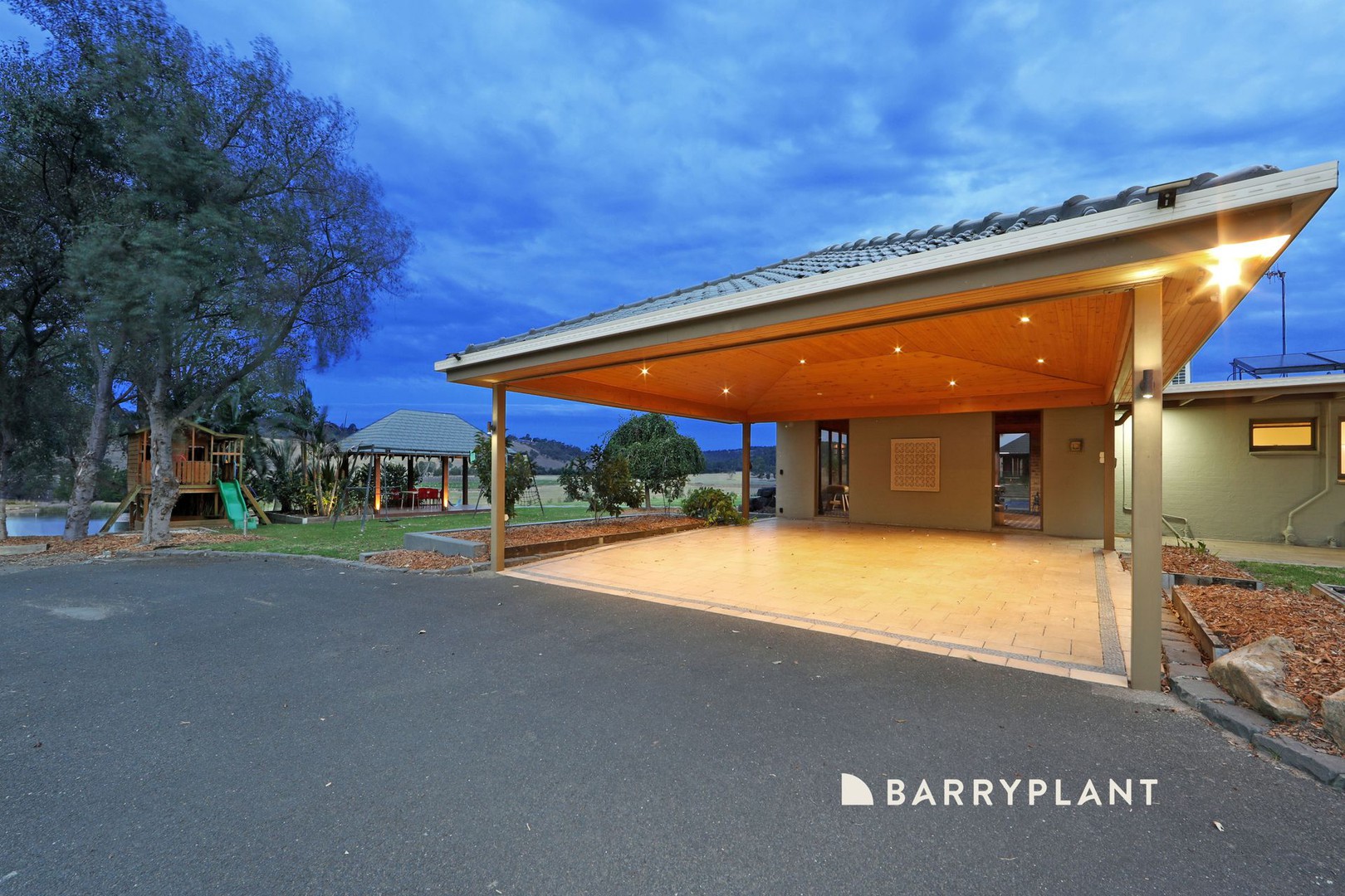 389 Lysterfield Road, Lysterfield, VIC 3156, Lysterfield - Thumbnail 7