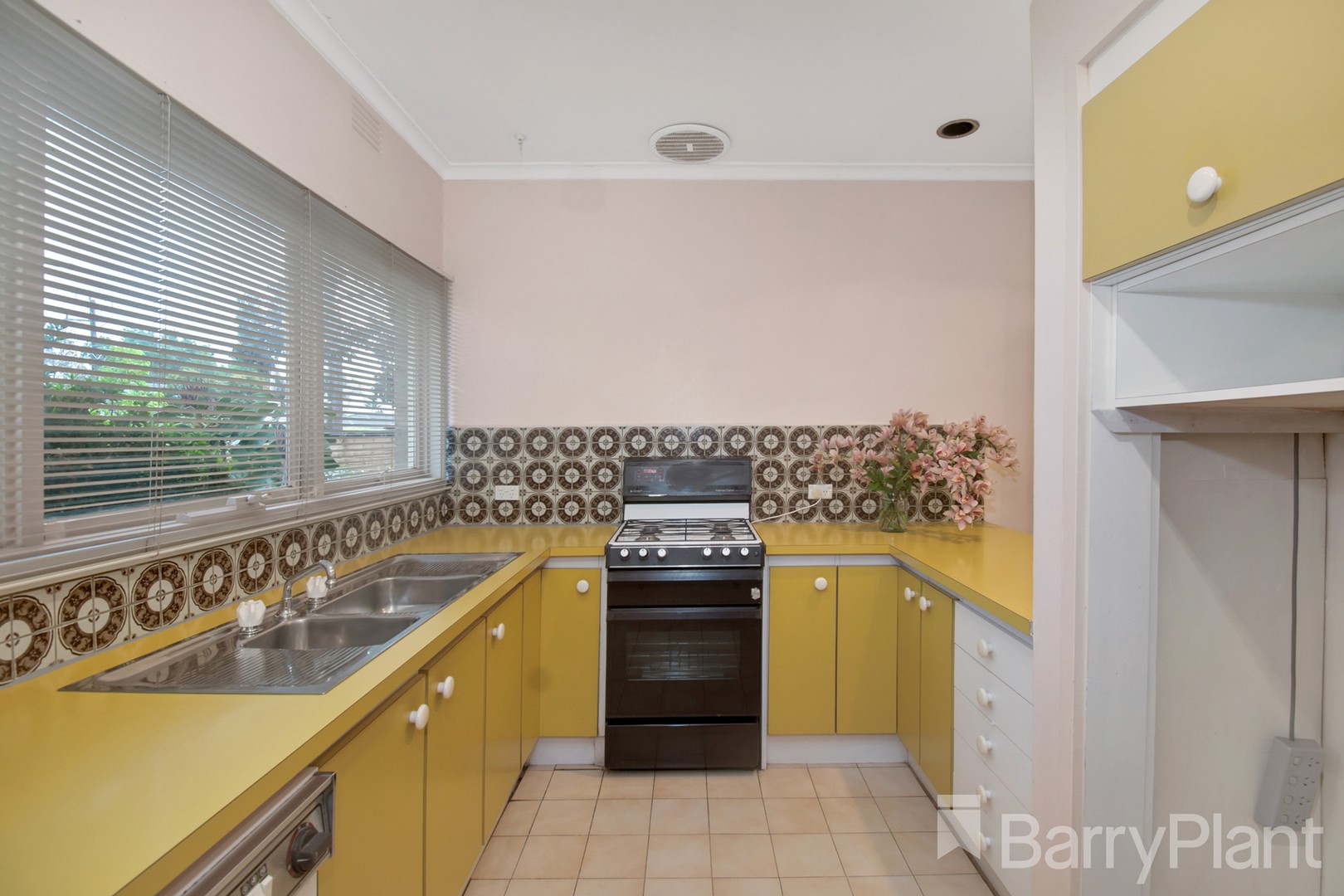 38A Cameron ParadeBundoora, VIC 3083, Bundoora - Thumbnail 5