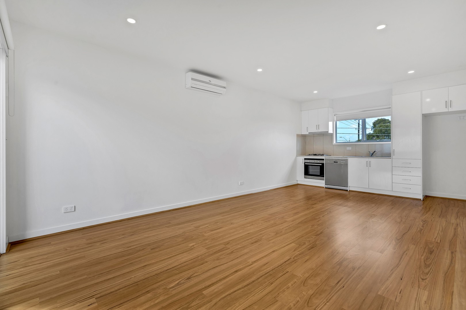 38A Regent Street, Preston, VIC 3072, Reservoir - Thumbnail 8