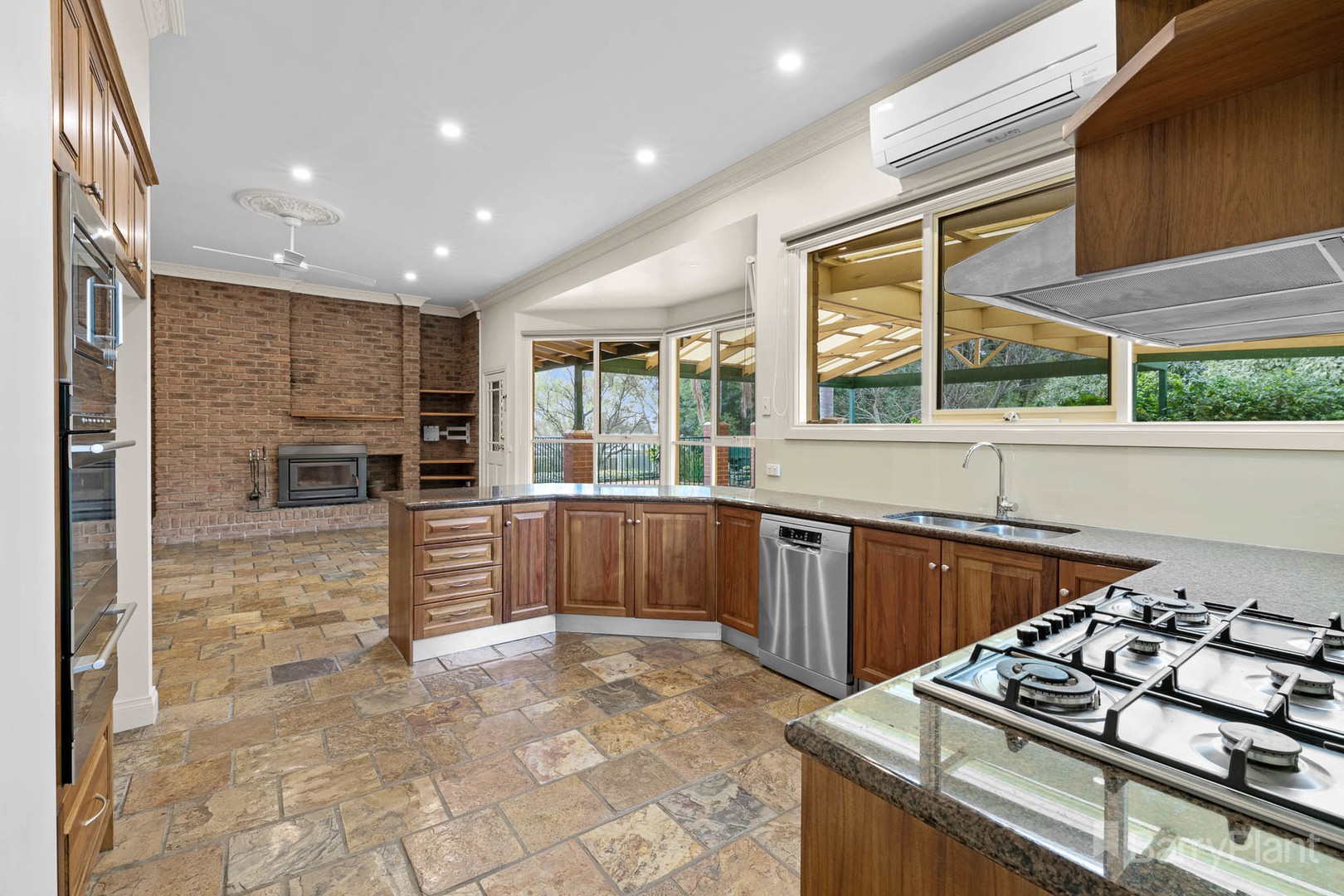 39-40 Harries Court, Narre Warren North, VIC 3804, Narre Warren North - Thumbnail 4