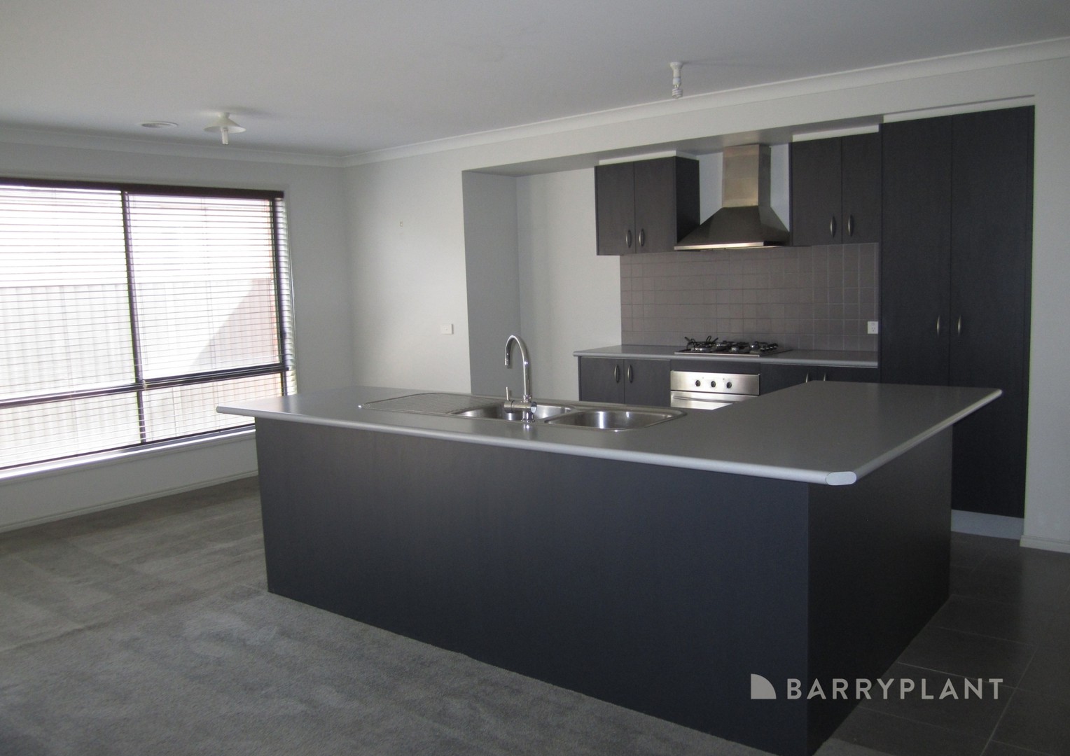 39 Balcombe Drive, Manor Lakes, VIC 3024, Manor Lakes - Thumbnail 4