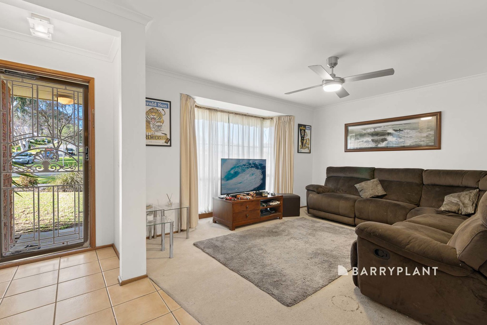 39 Balmoral Way, Pakenham, VIC 3810, Pakenham - Thumbnail 2