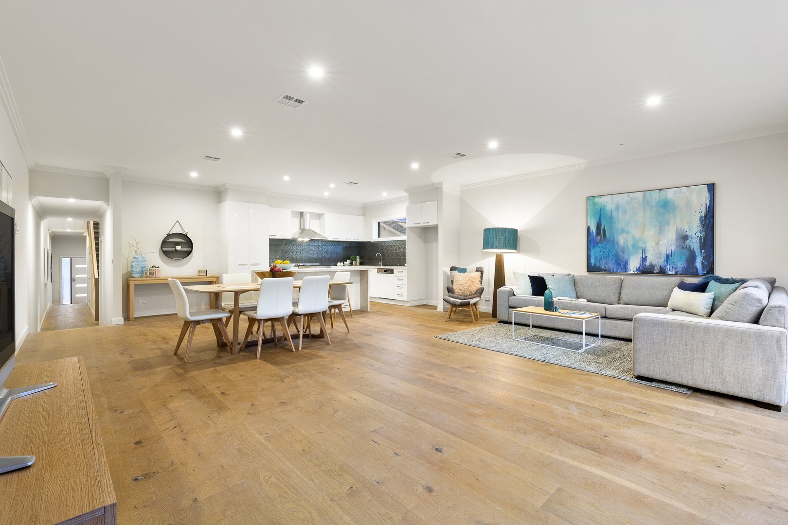 39 Bordeaux Street, Doncaster, VIC 3108, Doncaster - Thumbnail 2
