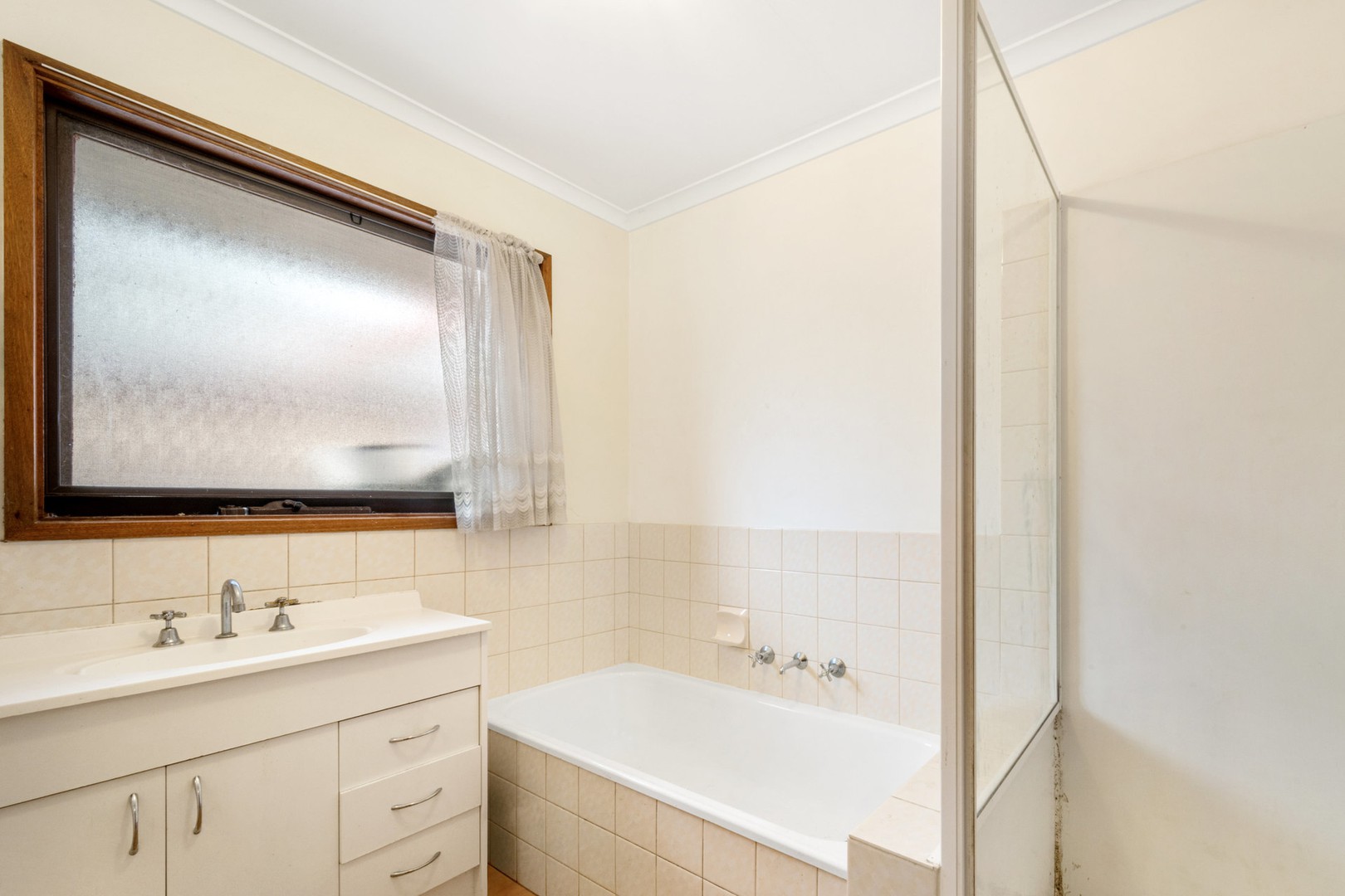 39 Caldermeade Road, Corio, VIC 3214, Corio - Thumbnail 6